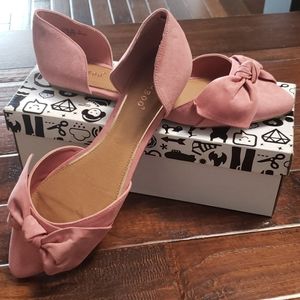 Bamboo pink bow faux suede flats